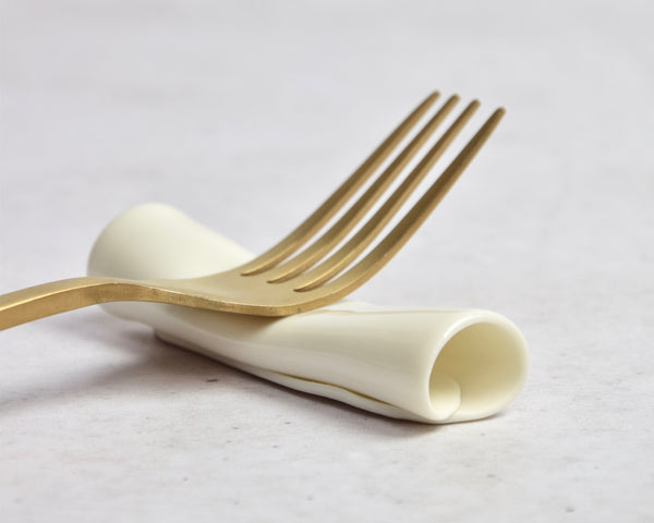 Chopstick rest, white porcelain | pre-order