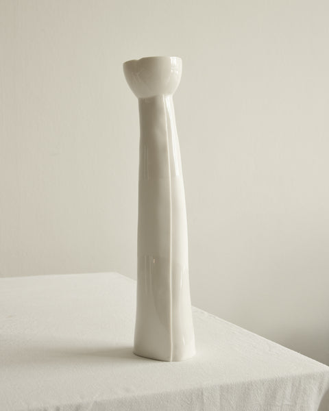 Bloom, vasi da fiori, porcellana bianca lavorata a mano | Disponibilità immediata