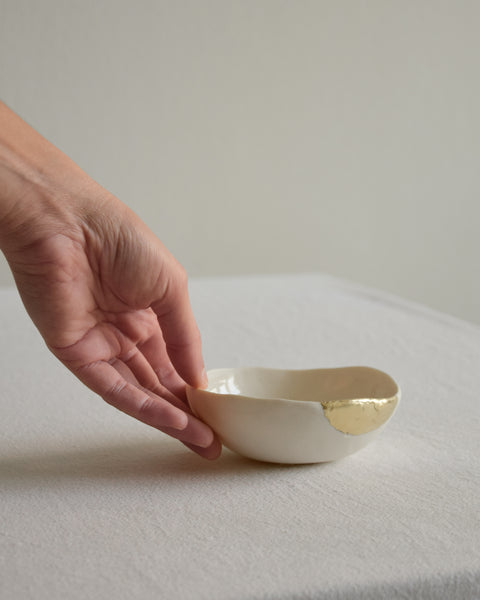 ciotolina con Kintsugi in foglia oro 22 carati | disponibilità immediata