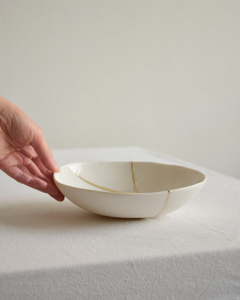 Ciotola Kintsugi, porcellana bianca e foglia oro | disponibilità immediata
