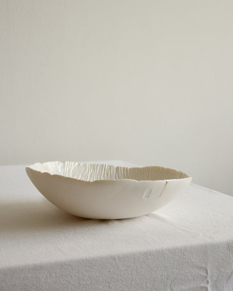 Maxi ciotola Kintsugi, porcellana bianca e foglia oro | disponibilità immediata