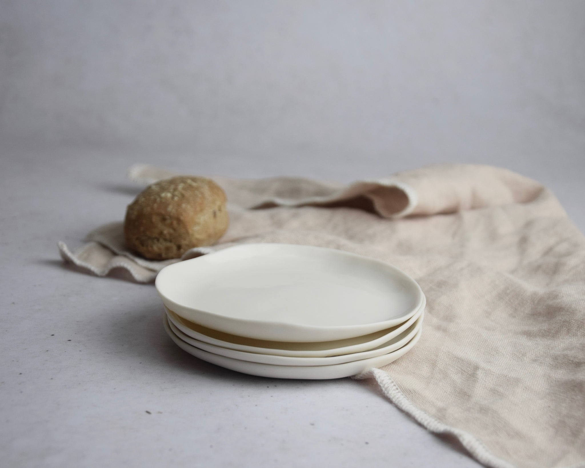 Piatto pane, porcellana bianca | Pronto a spedire