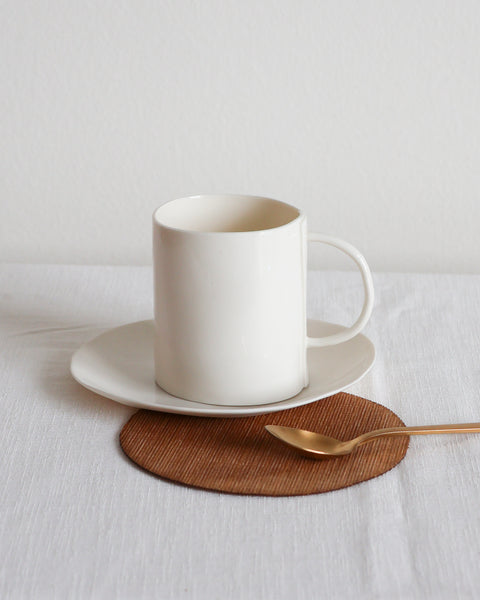 tazza da tè con piattino | tea cup and saucer